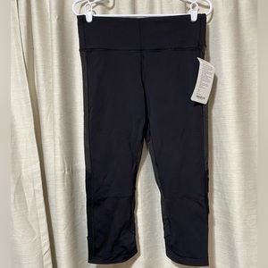 Lululemon Var City Crop NWT
